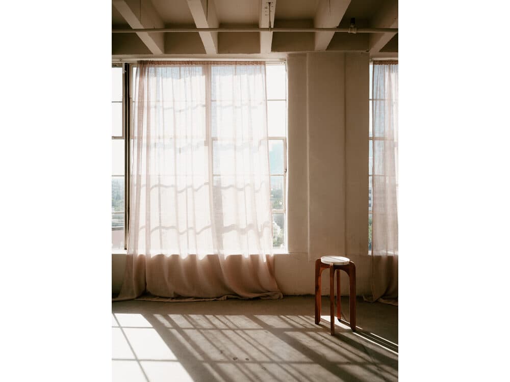 Controlled, even natural light in the Japandi studio
